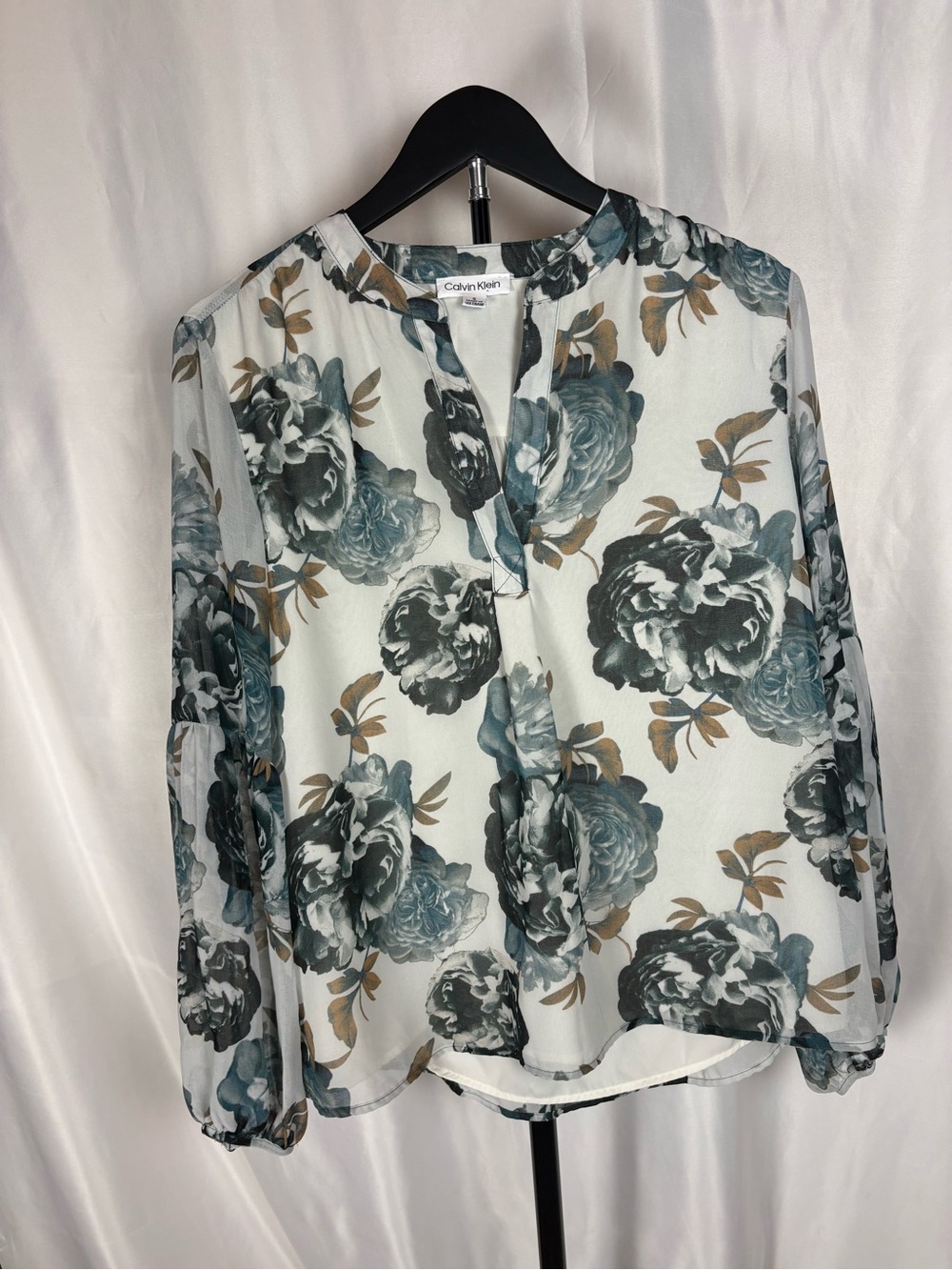Calvin Klein Women’s S Floral Blouse Sheer Sleeve Split Neck Top